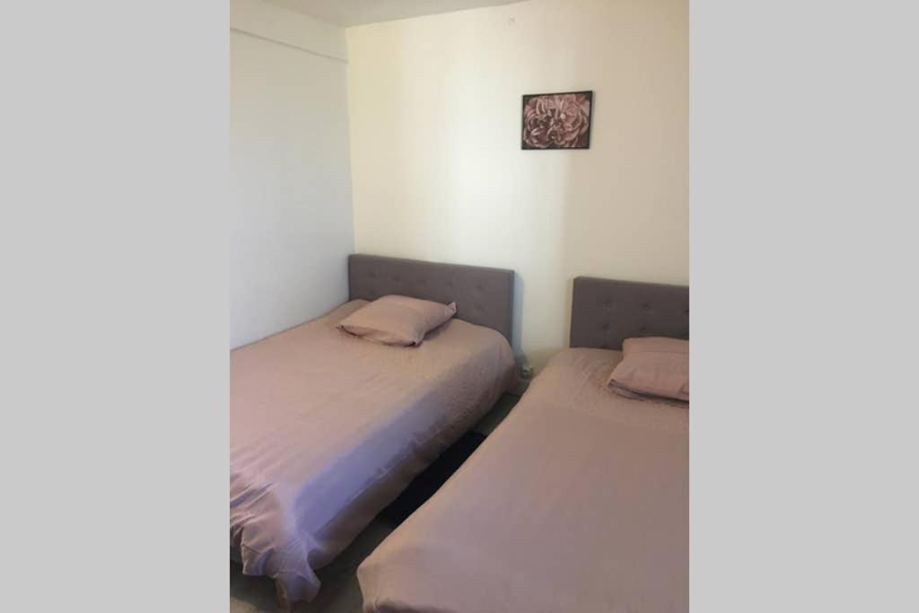 F2 Proche Gare Et Toute Commodite Chateau-Thierry Exterior photo